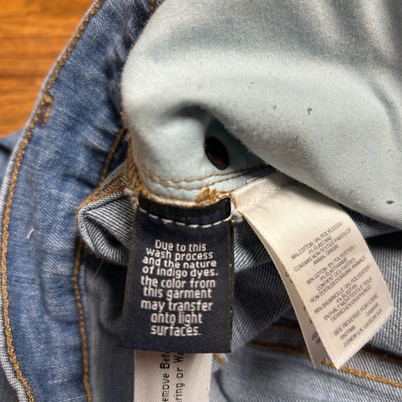 Madewell distressed skinny jeans
Size 25 - Picture 12 of 16